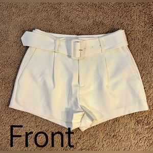 Endless Rose, Size medium white shorts